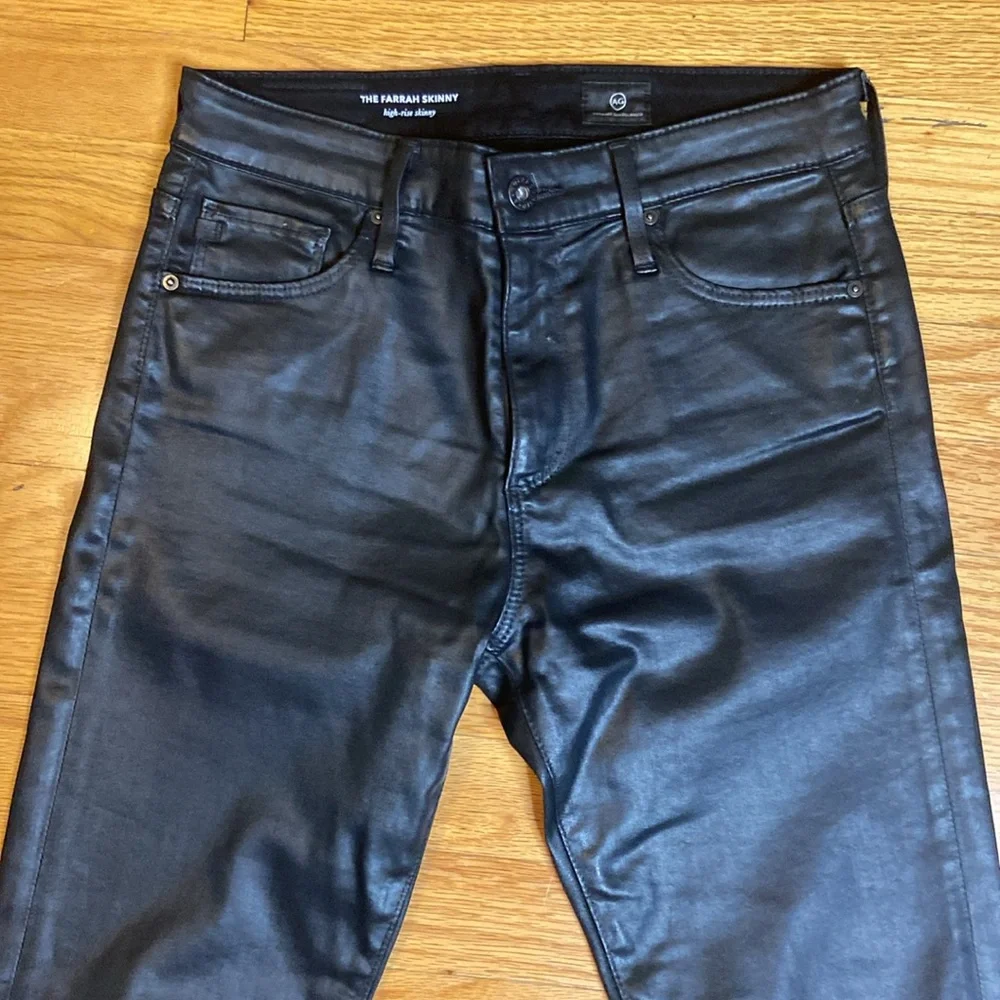 AG Farrah High-Rise Ankle Faux Leather Skinny Pants. Size 27R - Picture 6 of 14